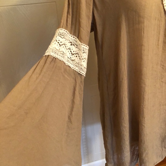 Umgee BOHO crochet tunic. Size M - Picture 5 of 6